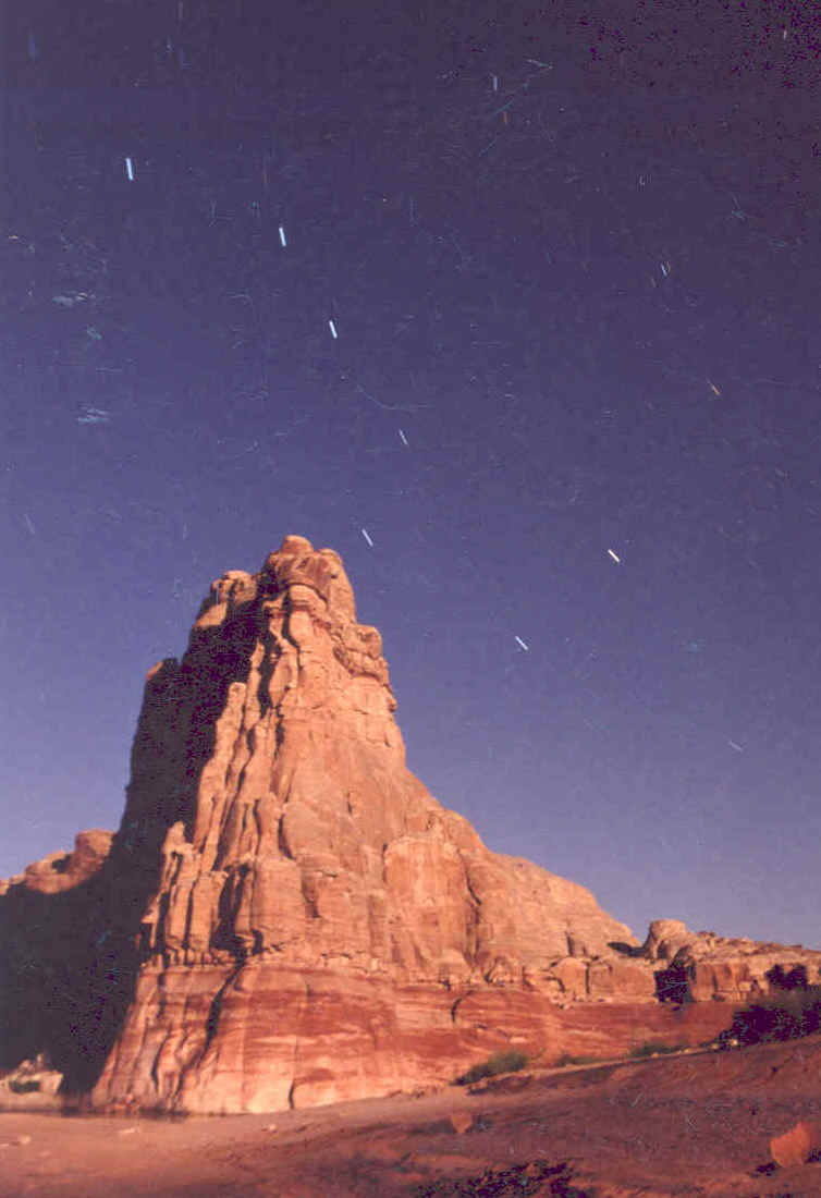 Nelson3.jpg (62887 bytes)